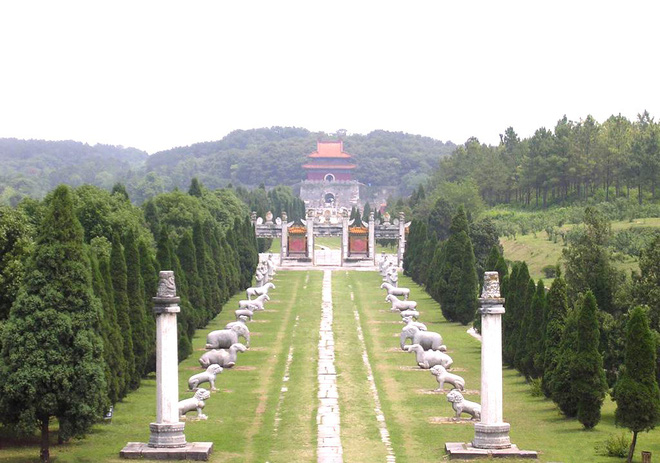 Mười ba ngôi mộ của nhà Minh